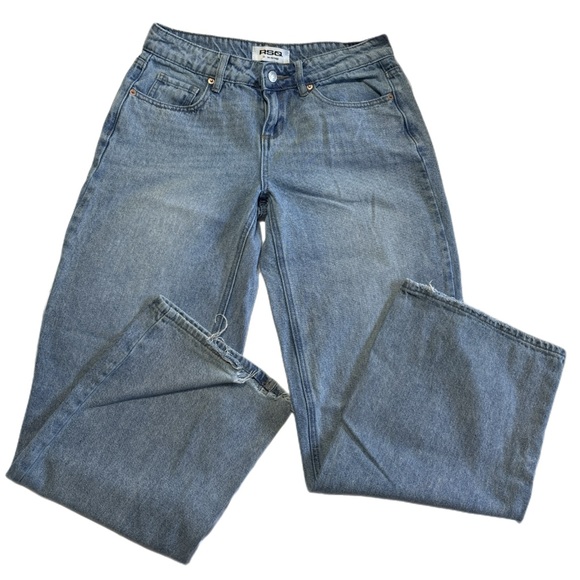 RSQ Tilly’s Low Rise Baggy Y2K 90s Distressed Hem Jeans Light Blue Wash Size 24 - Picture 1 of 5